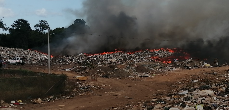 Se registra incendio en vertedero de Chitré