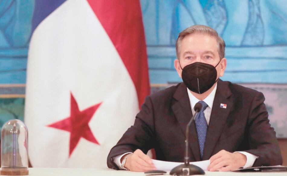 Tildan de desenfocado y protocolar el mensaje de Cortizo sobre albergues