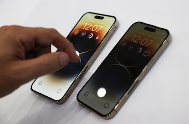 Apple le da un retoque al iPhone y otros clics tecnológicos