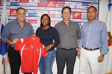 Raiza Gutiérrez dirigirá a la selección femenina de fútbol