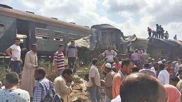 Choque de trenes en Egipto causa 20 muertos