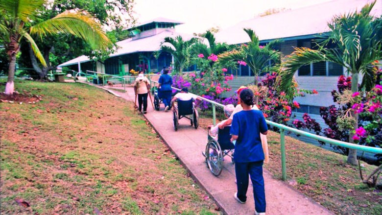 El hospital de Palo Seco en ruinas