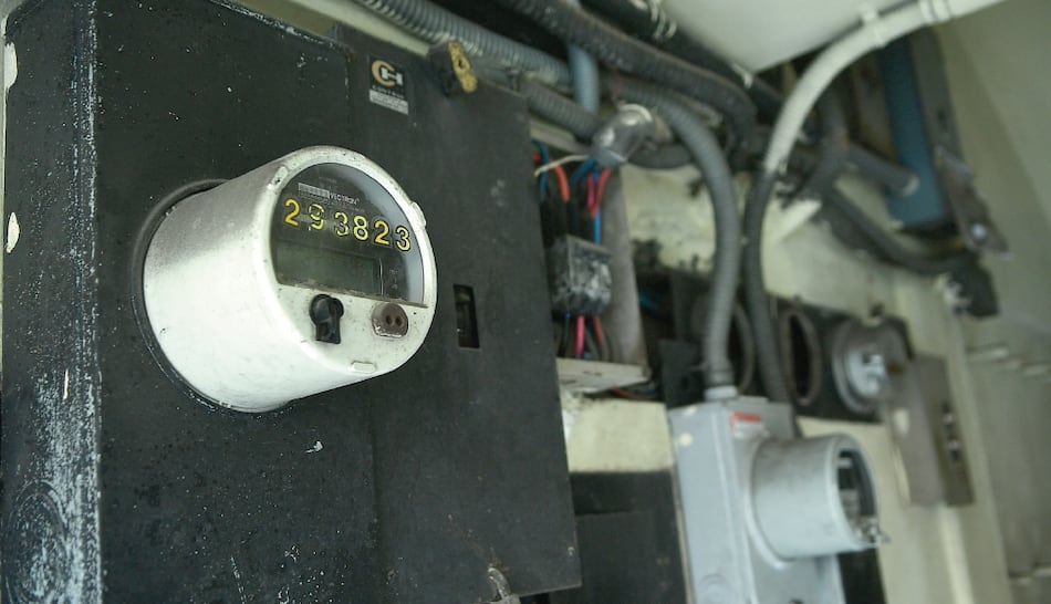 Abogan por servicio a clientes de eléctricas