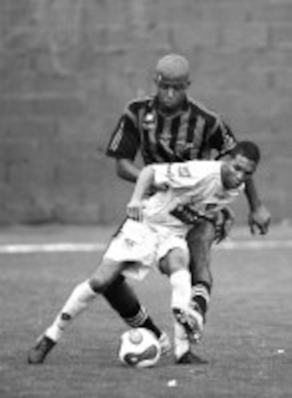 Tauro toma el liderato en el torneo Clausura 2007