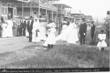 Vestir en tiempos canaleros