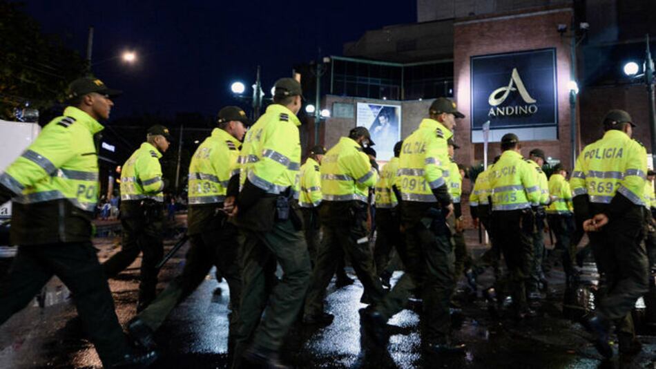 Colombia busca a responsables de atentado que dejó tres muertes en Bogotá