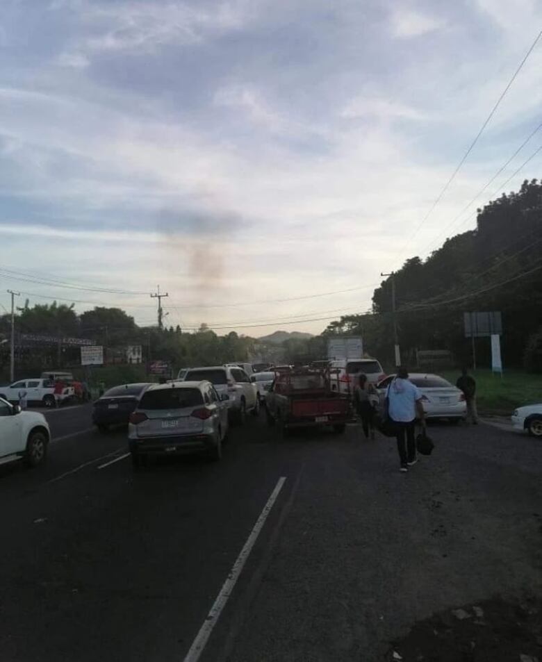 Protestas y cierres continúan en el área metropolitana y el interior del país