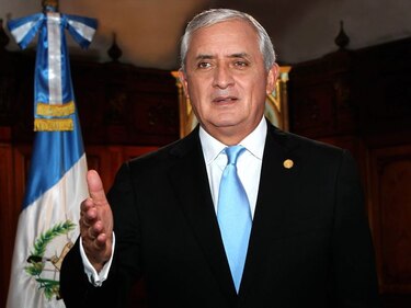 Renuncian dos ministros más en Guatemala y suman cinco en tres días