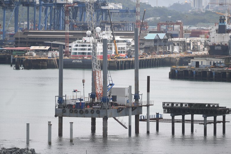 Huelga del Suntracs paraliza más de 90 obras del MOP en todo el país