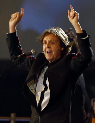 McCartney cobró un dólar con 50 centésimos por cantar en Londres 2012