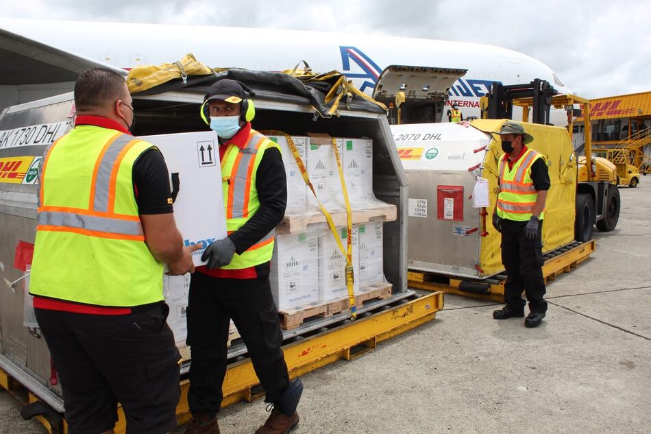 Panamá recibe 375,570 dosis de la vacuna de Pfizer para continuar con la estrategia de barrido