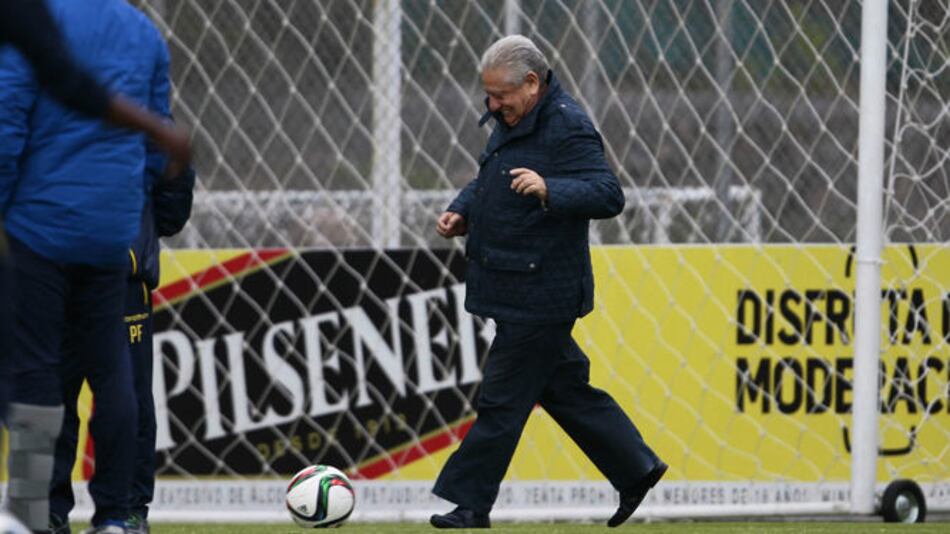 El presidente de la federación de Ecuador se presenta ante la justicia