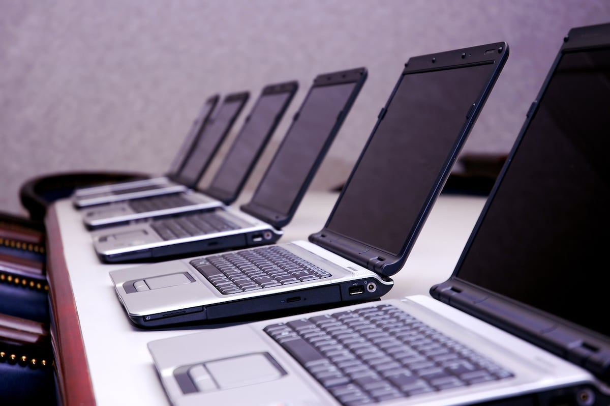 Meduca declara desierta la licitación de $268.5 millones para comprar laptops para estudiantes