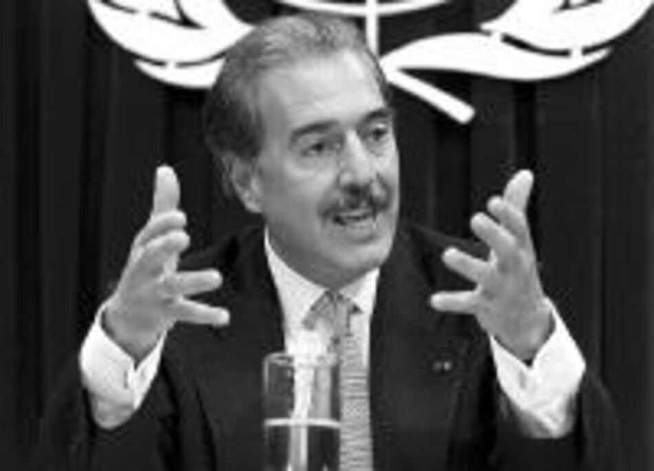 Pastrana pide a las FARC liberar a padre de niño enfermo