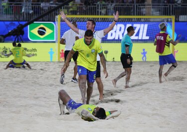 Brasil elimina a Portugal en la arena y va por su séptimo título mundial
