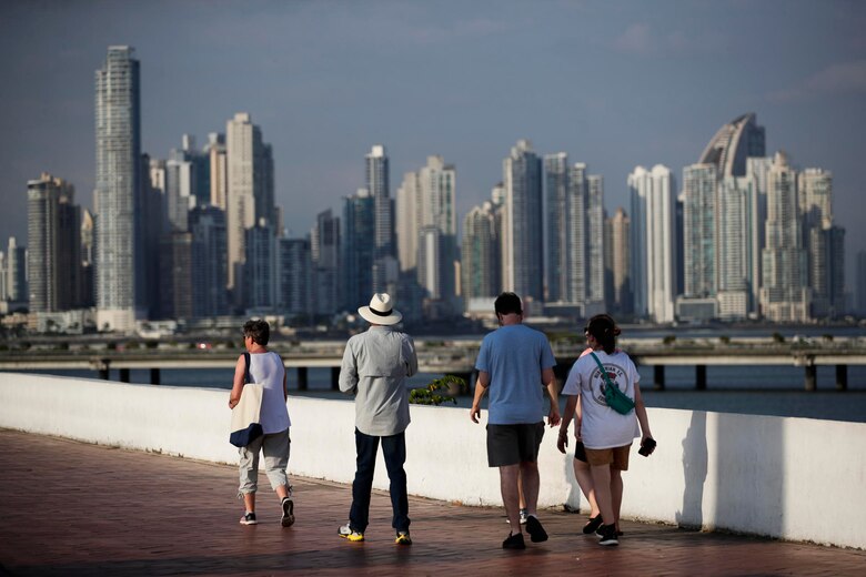 Economía panameña registra leve crecimiento de 2.2% en el primer semestre