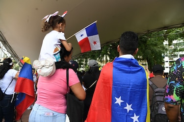 Panamá permitirá a los venezolanos usar el pasaporte vencido para trámites legales