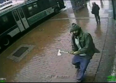 Agresión con hacha a policías en Nueva York fue 'un ataque terrorista'