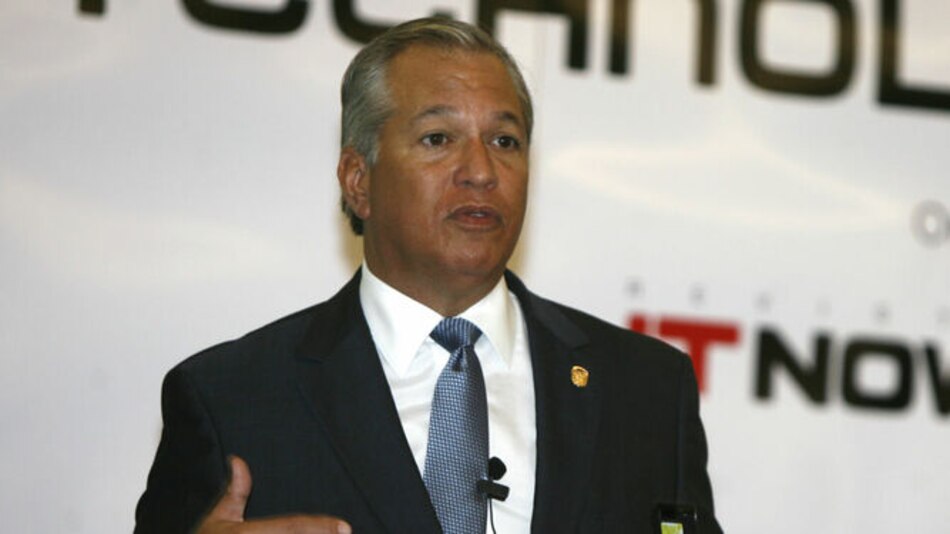 Exdirector de la AIG sufre revés judicial en caso SAP