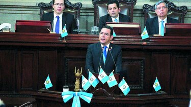 Falla nuevo intento por quitar inmunidad a Morales