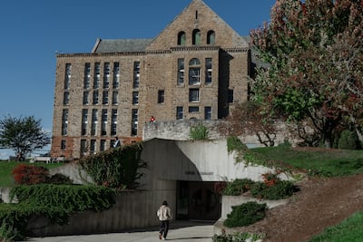 Universidad de Cornell permitirá a Policía estatal de Nueva York investigar casos sexuales