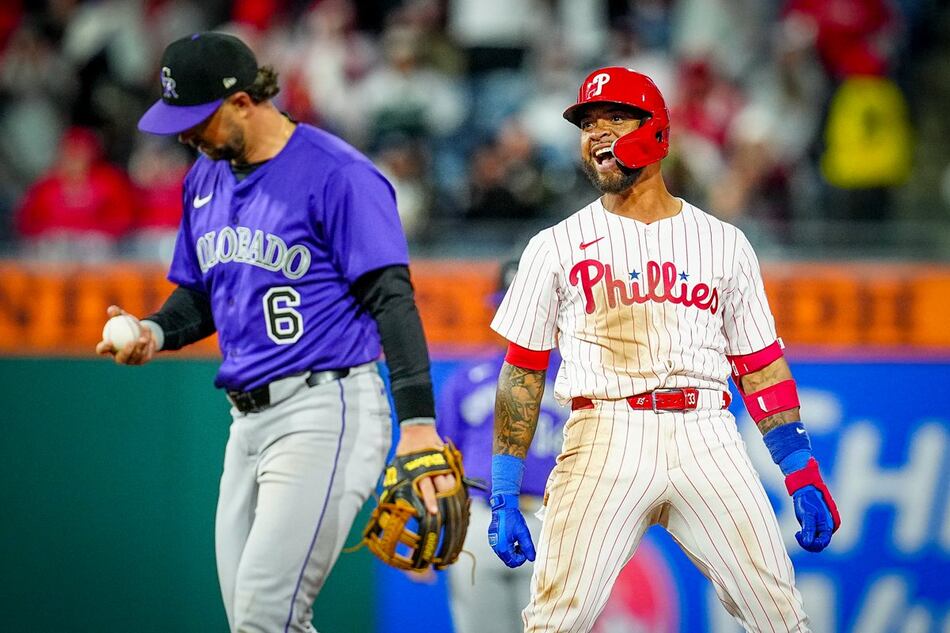 Edmundo Sosa pega tres hits y remolca dos carreras en la cuarta victoria de los Phillies