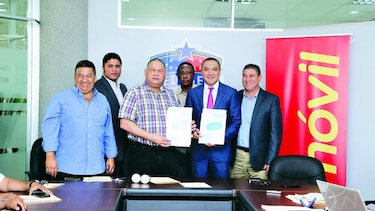 +Móvil renueva su compromiso con el béisbol
