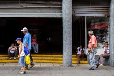 Varias zonas de Caracas y de algunas regiones de Venezuela sufren fallas eléctricas