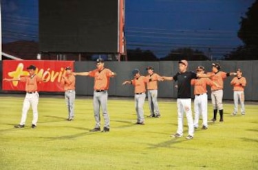 Los Santos alista su tropa para el Juvenil