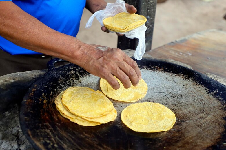 Las prácticas ancestrales que ayudan a combatir la crisis alimentaria en el Triángulo Norte