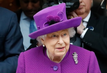 Las finanzas de la reina Isabel II, sacudidas por el coronavirus