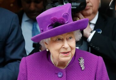 Debido al coronavirus la reina Isabel II se queda en Windsor en Navidad