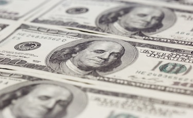 Advierten de impacto a la economía por seguir en listas