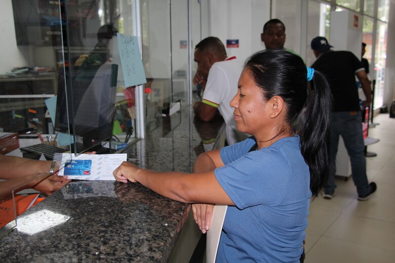 A finales de mayo podrían pagar las becas de concurso y el Pase-U, tras aprobación de fondos