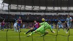 Manchester City gana y empata en la cima con Chelsea
