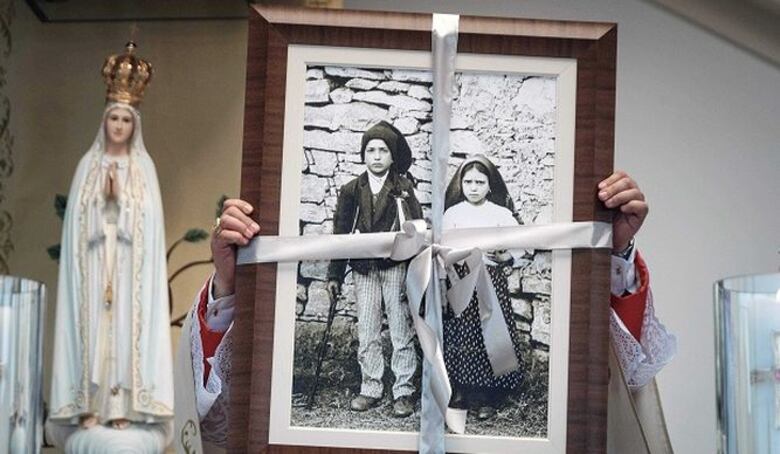 Papa Francisco convierte en santos a dos pastorcitos de Fátima