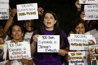 Familiares de presos políticos cumplen 100 días de vigilias frente a cárceles venezolanas