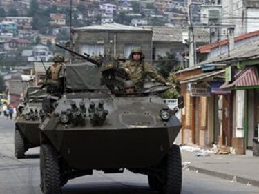 Bachelet dice no hay desabastecimiento por terremoto