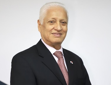 El presidente Cortizo designa a Carlos González como nuevo viceministro de Economía