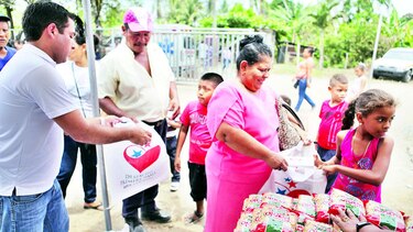 Feria integral de salud visita a damnificados de Nuevo Méjico