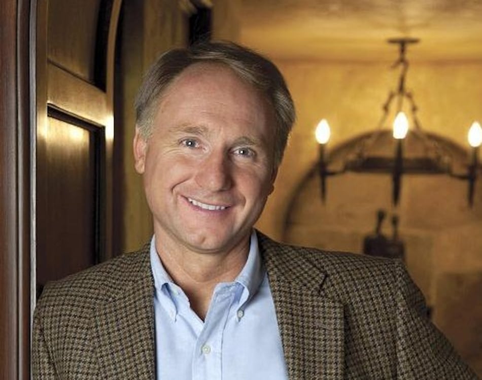 Dan Brown heredó de su padre la pasión por los códigos