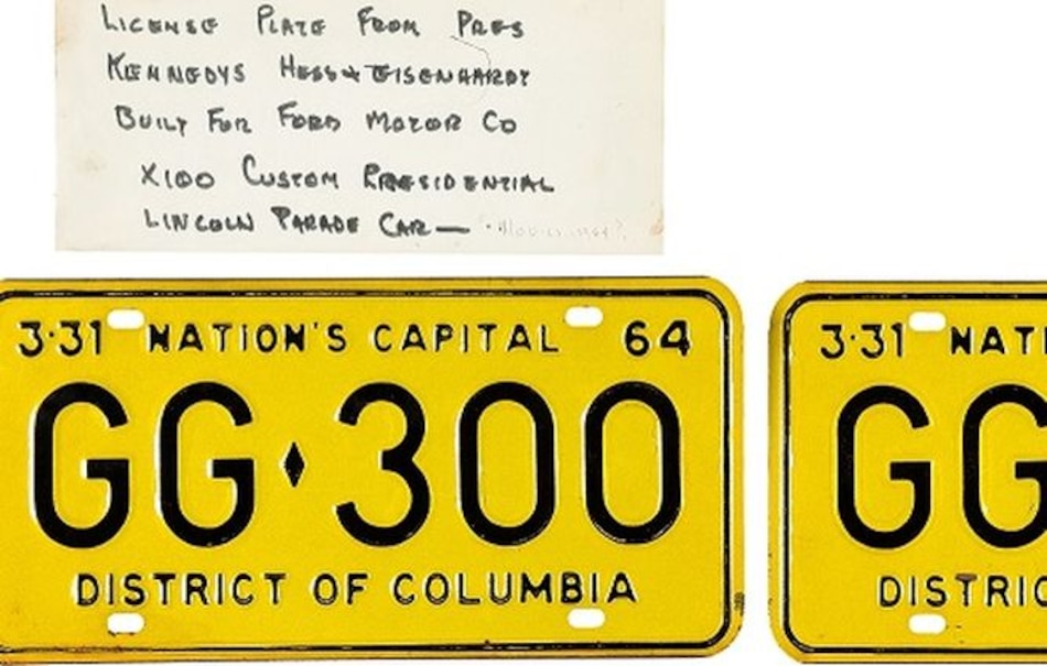 Subastan placas de carro en que viajaba JFK al ser asesinado