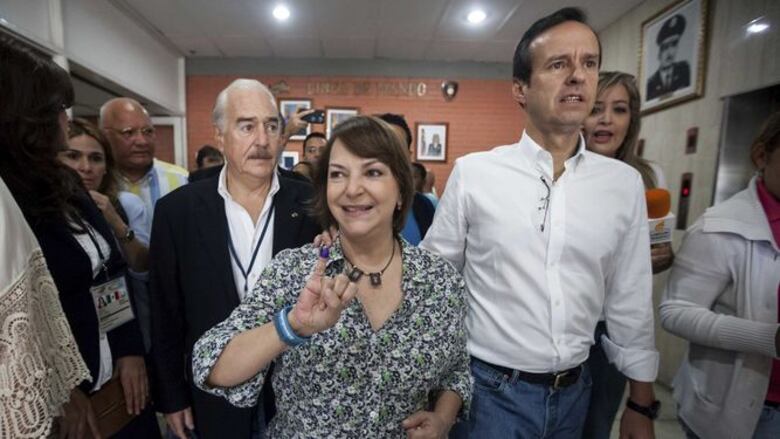 Mireya Moscoso confirma retiro de credenciales a expresidentes