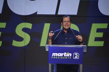 Torrijos critica acuerdo con Estados Unidos, pero firmó pactos similares en su gobierno