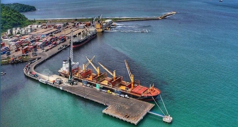 Panamá asiste a Costa Rica ante el colapso de Puerto Caldera