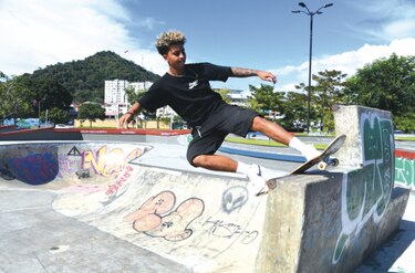 Angello Morales sobresale en la competencia nacional de ‘skateboarding’