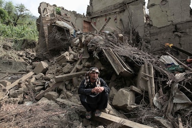 Elevan a más de 2,200 los muertos y 3,600 los heridos en el terremoto de Afganistán