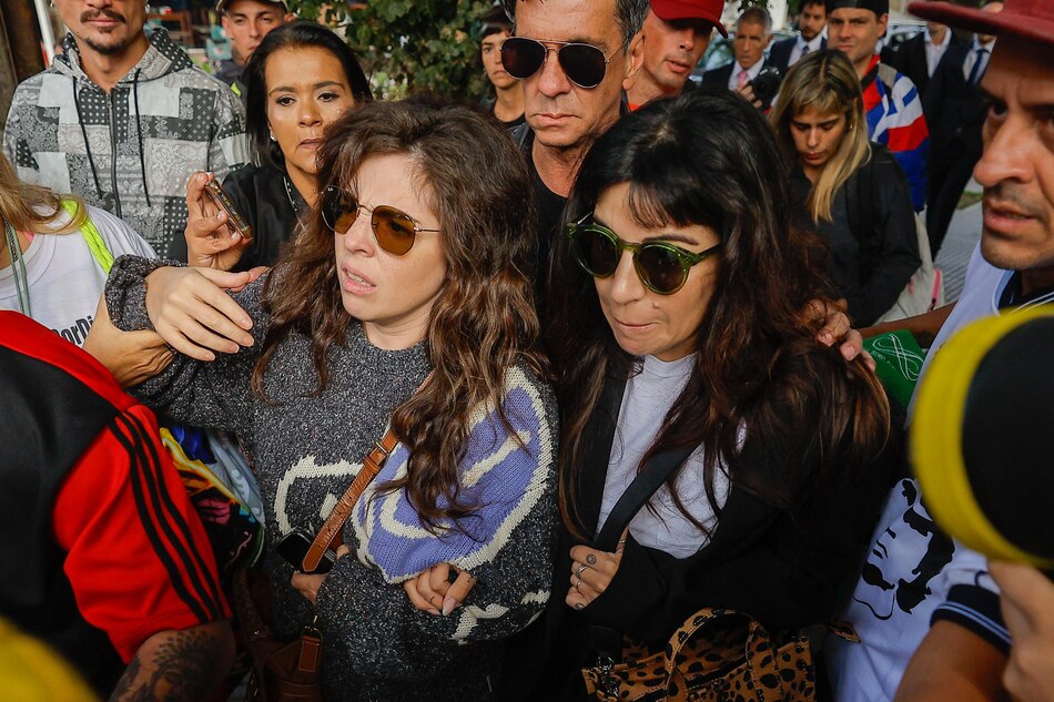 Acusaciones de asesinato marcan el inicio del juicio por la muerte de Maradona