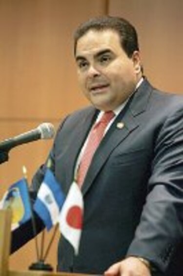 El Salvador es el dueño de la isla