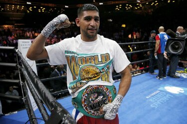 Amir Khan muestra su disposición a pelear con Manny Pacquiao